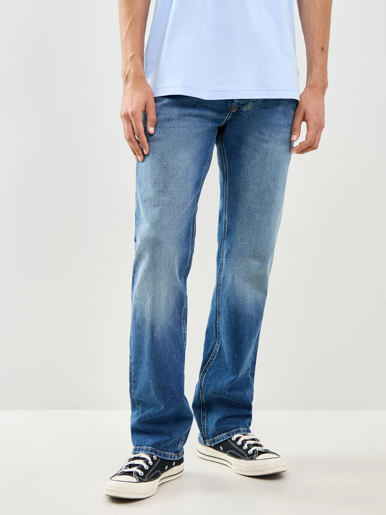 Thumb 4